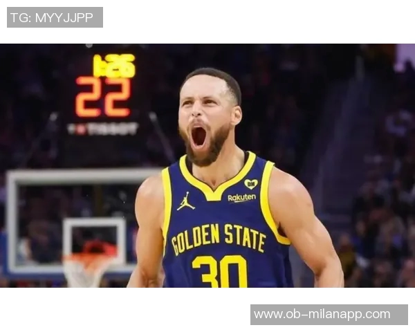 库里首节表现抢眼8投4中斩获11分外加3助攻1封盖展现全能实力