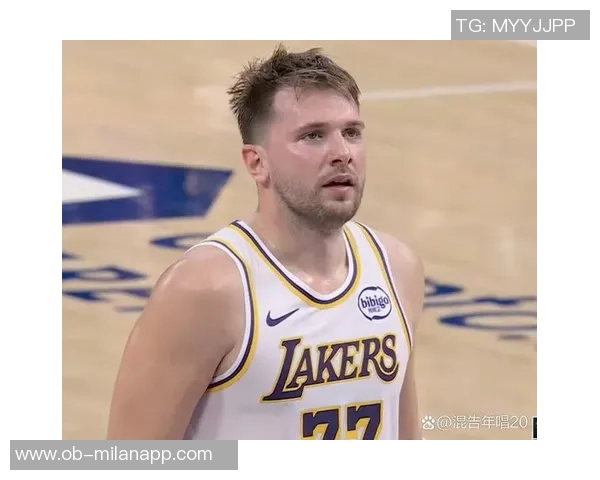 东契奇上半场表现抢眼8投4中斩获16分并贡献4篮板7助攻1抢断1盖帽